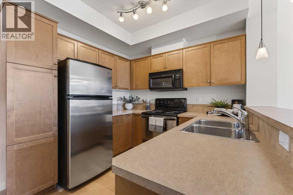 206, 208 Holy Cross Lane Sw, Calgary, Alberta  T2S 3G3 - Photo 7 - A2289904