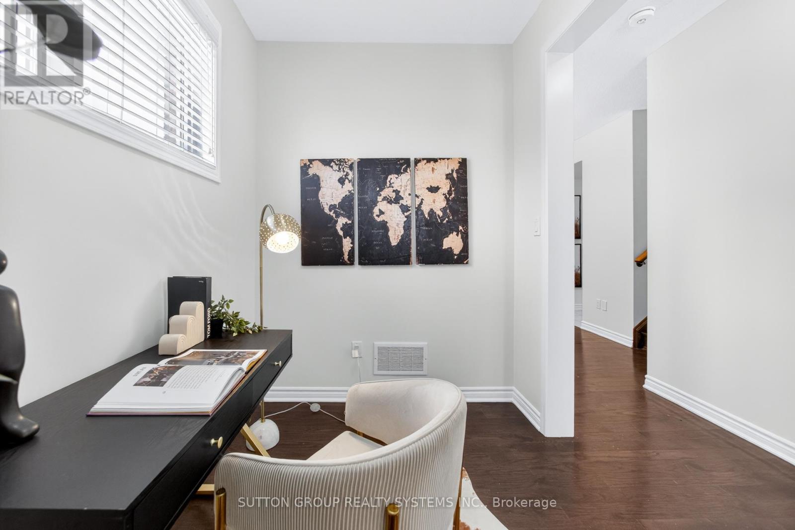 693 Doon South Drive, Kitchener, Ontario  N2P 0H5 - Photo 7 - X12785866