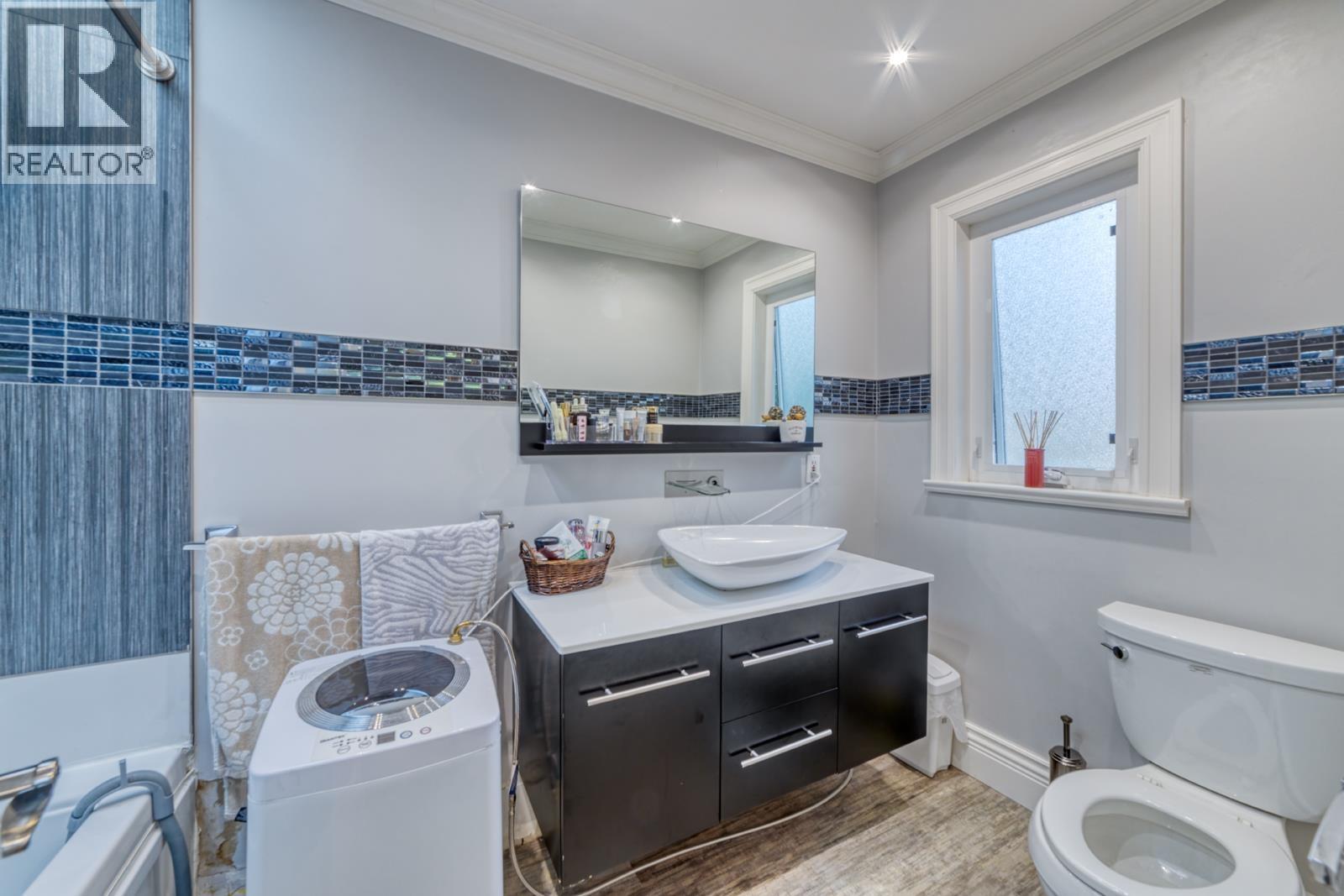 990 Kinsac Street, Coquitlam, British Columbia  V3J 4V1 - Photo 17 - R3095340