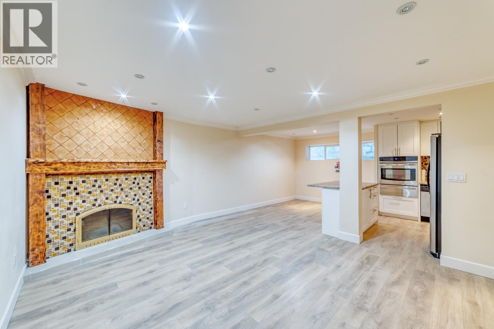 990 Kinsac Street, Coquitlam, British Columbia  V3J 4V1 - Photo 29 - R3095340