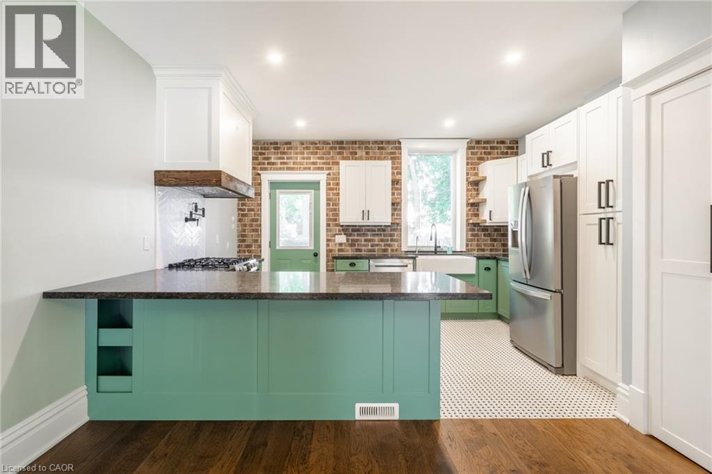 11 Lorne Avenue, Hamilton, Ontario  L8M 2X5 - Photo 13 - 40809195