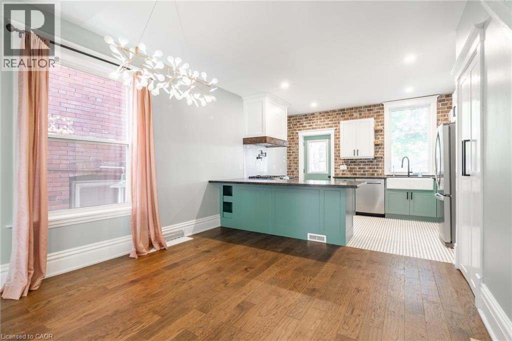 11 Lorne Avenue, Hamilton, Ontario  L8M 2X5 - Photo 9 - 40809195