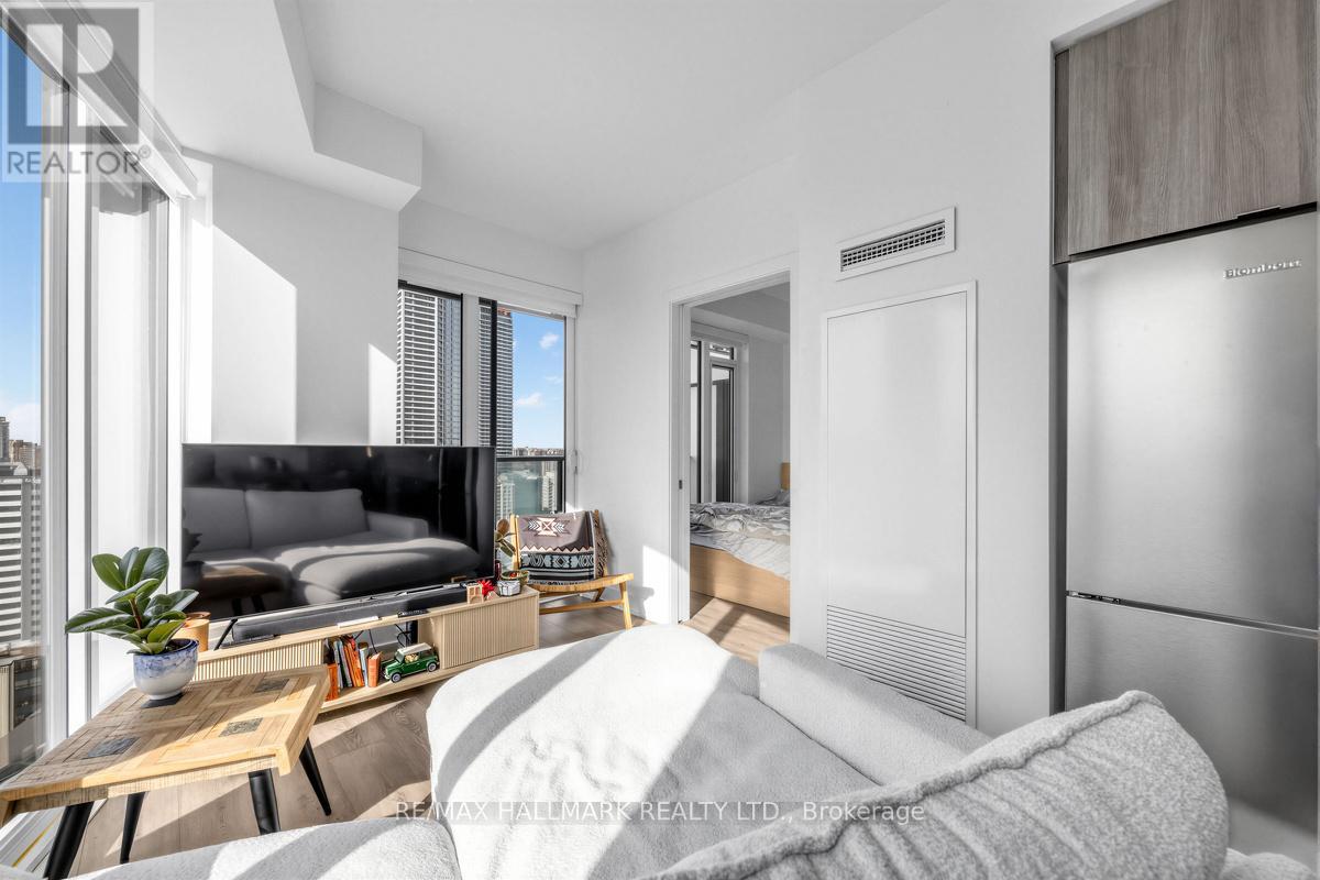 2508 - 575 Bloor Street E, Toronto, Ontario  M4W 0B2 - Photo 8 - C12840008