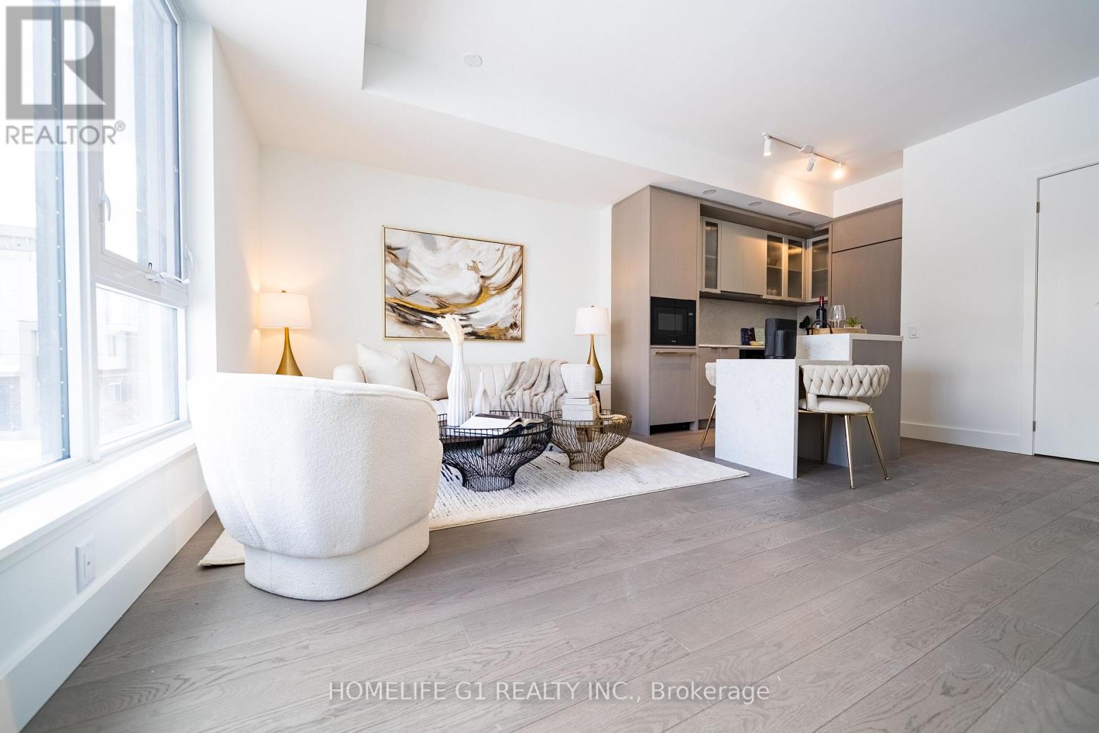 116 - 6 GREENBRIAR ROAD, Toronto, Ontario