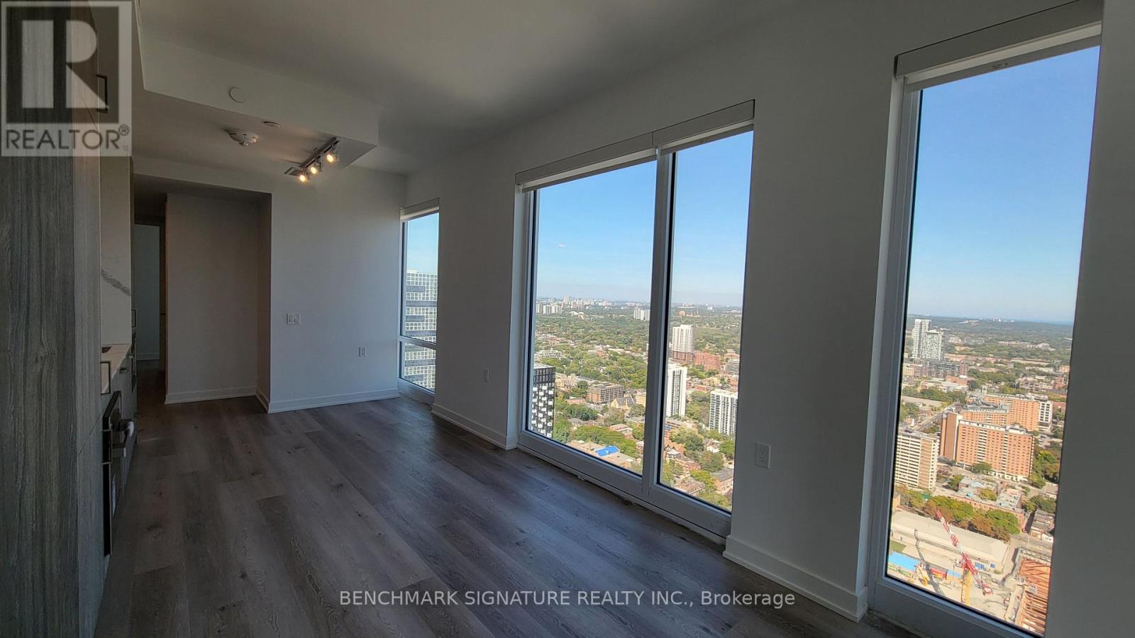 4503 - 88 Queen Street E, Toronto, Ontario  M5C 0B6 - Photo 4 - C12840058