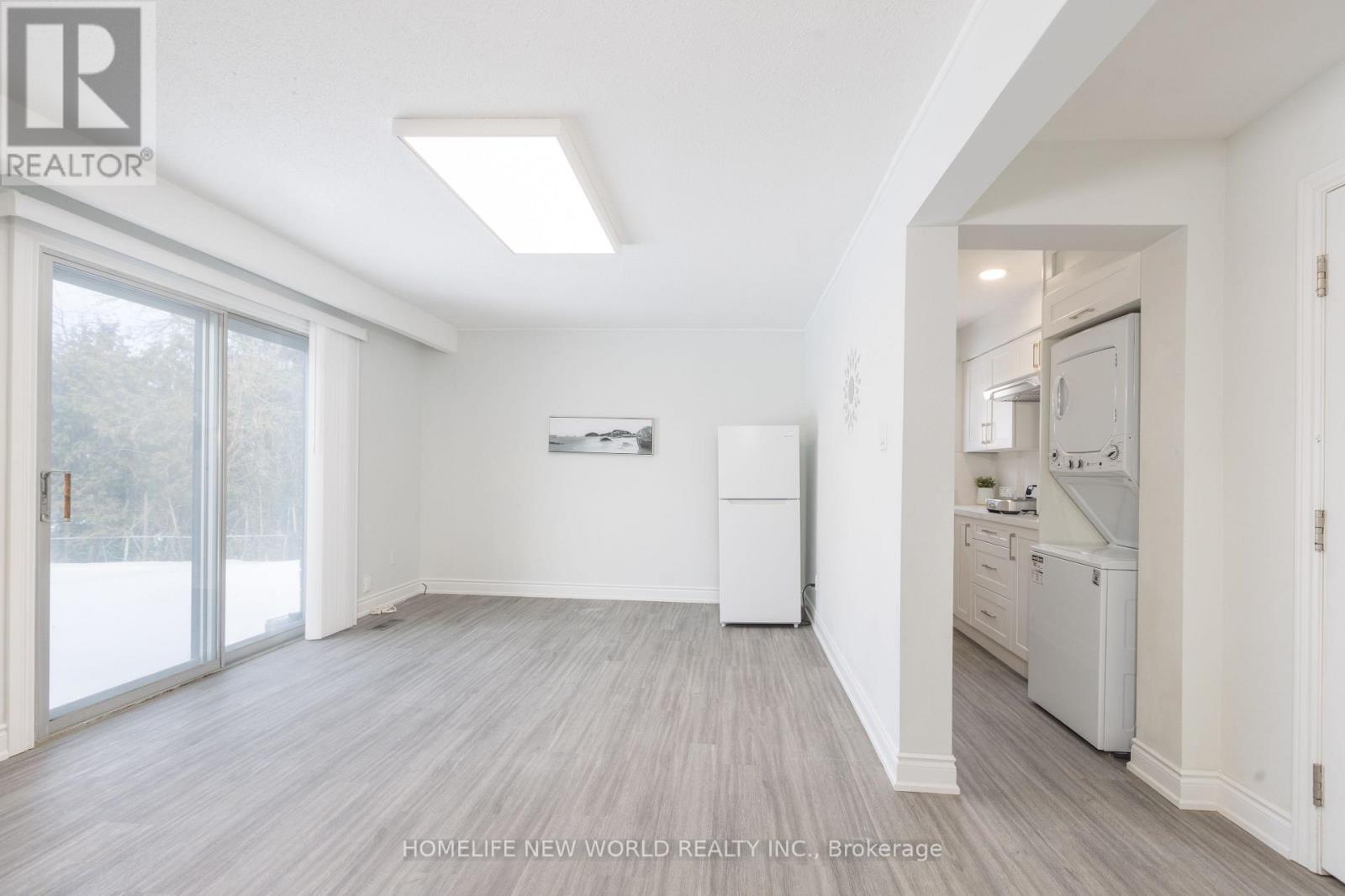 Part Of Main/ground Floor - 96 Ernest Avenue, Toronto, Ontario  M2J 3T6 - Photo 4 - C12840096