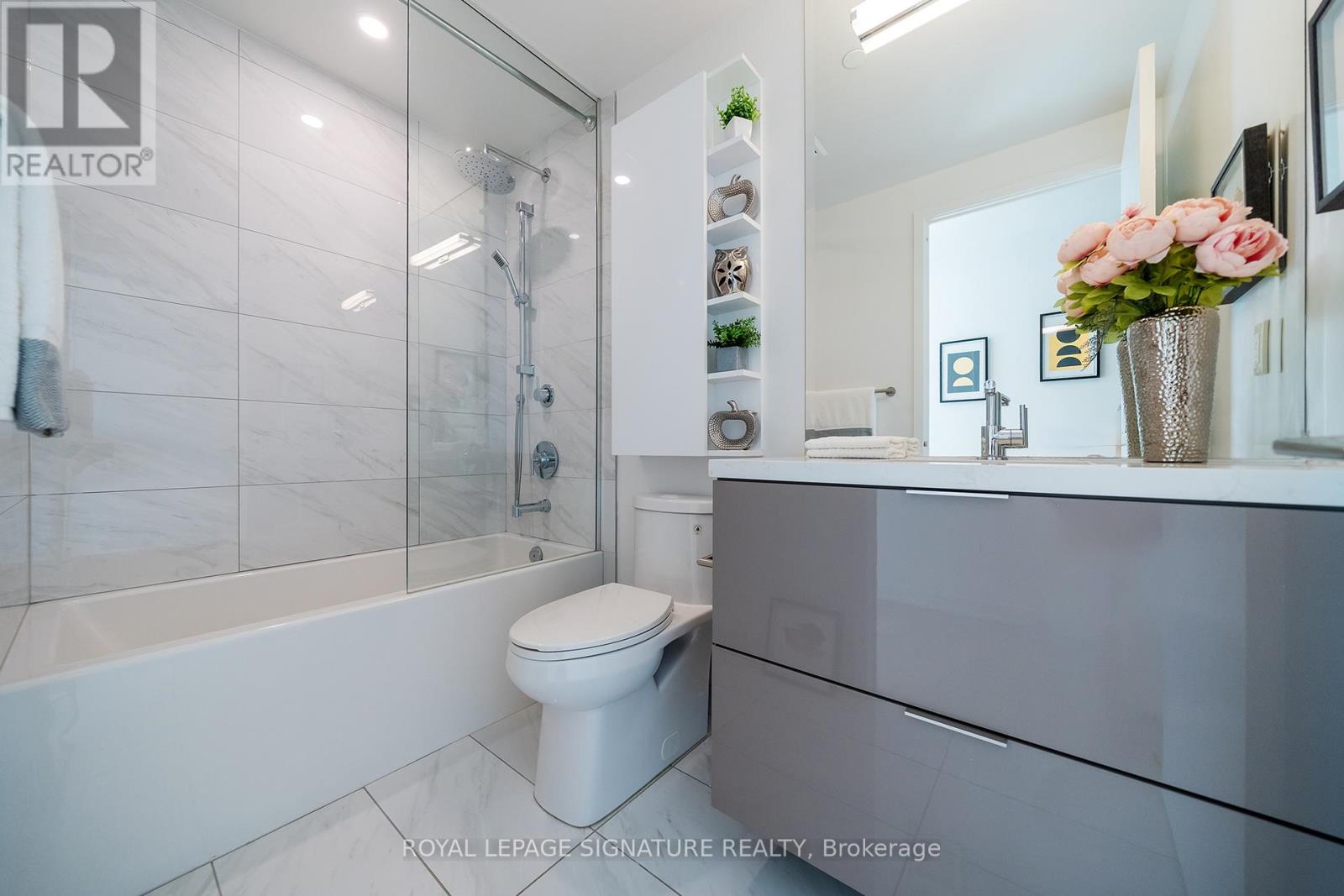 711 - 15 Queens Quay E, Toronto, Ontario  M5E 0C5 - Photo 16 - C12840148