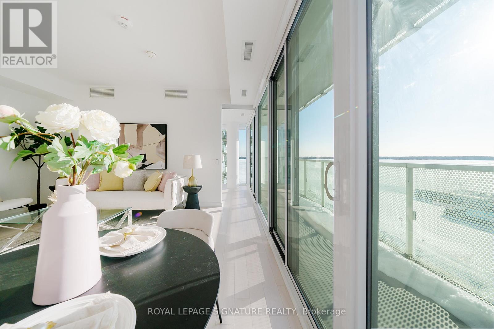 711 - 15 Queens Quay E, Toronto, Ontario  M5E 0C5 - Photo 9 - C12840148