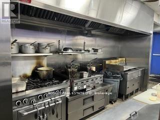 Entire Main Floor - 1184 Queen Street W, Toronto, Ontario  M6J 1J5 - Photo 26 - C12840156