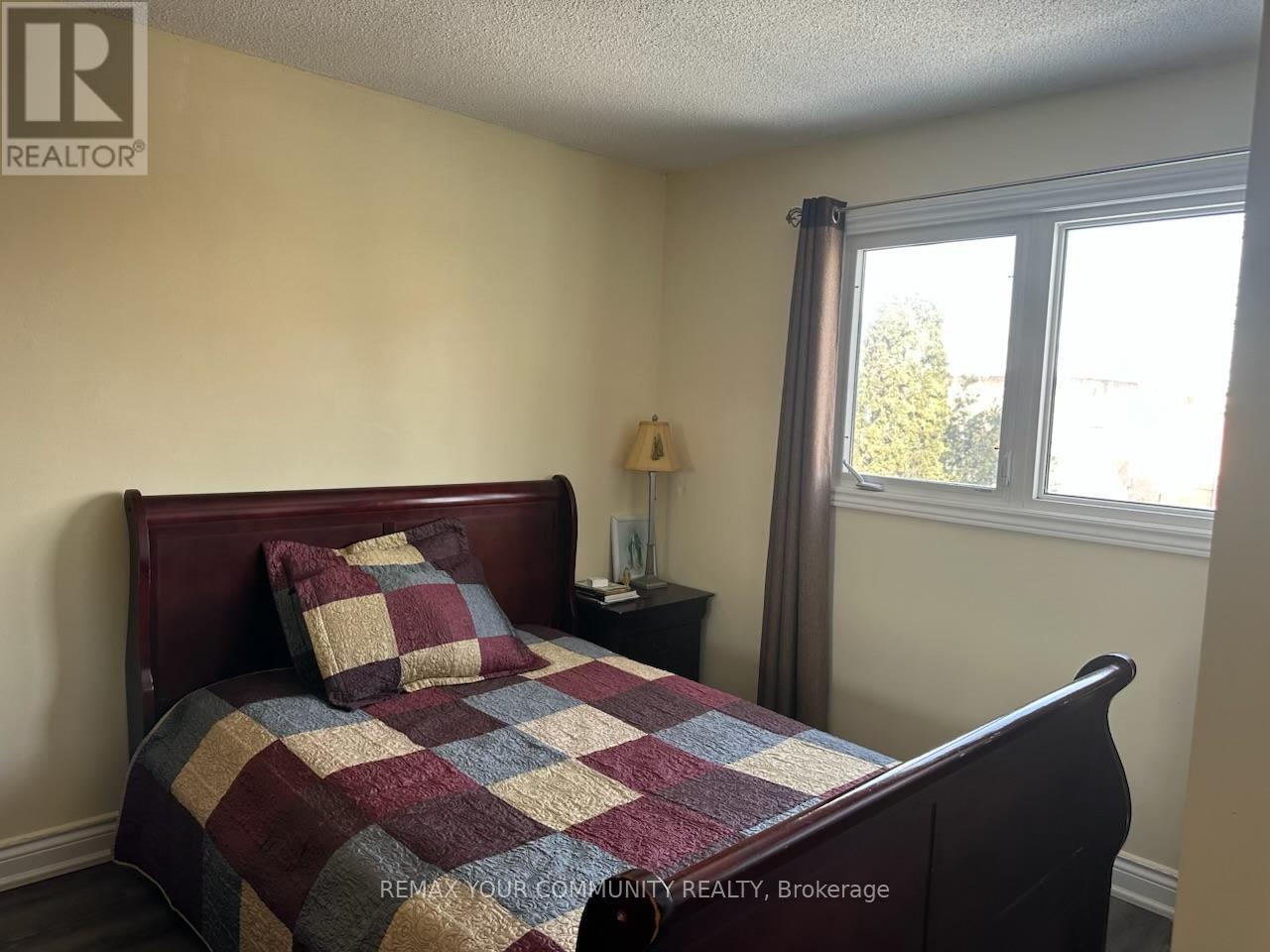 27 Pugsley Avenue, Richmond Hill (Crosby), Ontario  L4C 8V2 - Photo 12 - N12721962