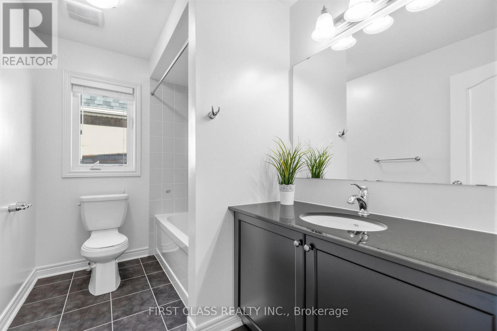 275 William Graham Drive, Aurora, Ontario  L4G 0W4 - Photo 38 - N12839238