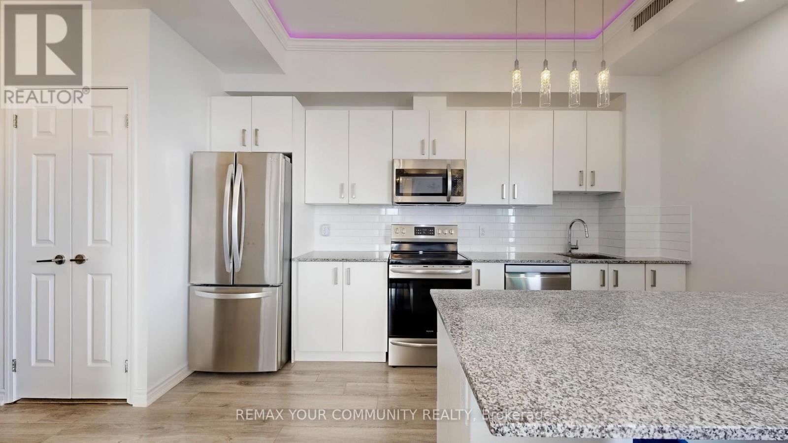 726 - 11611 Yonge Street, Richmond Hill, Ontario  L4E 1G2 - Photo 17 - N12840012