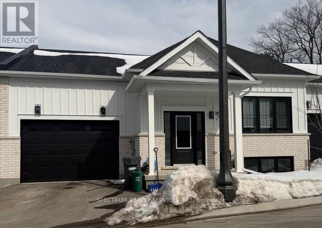 7 SANTA BARBARA LANE, Halton Hills, Ontario