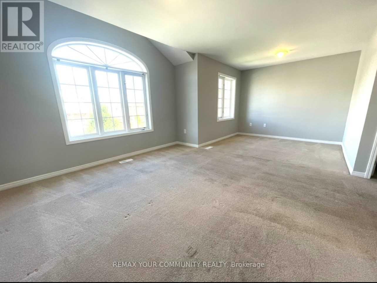 1385 Hunter (Main Flr) Street, Innisfil, Ontario  L9S 4B7 - Photo 13 - N12840098