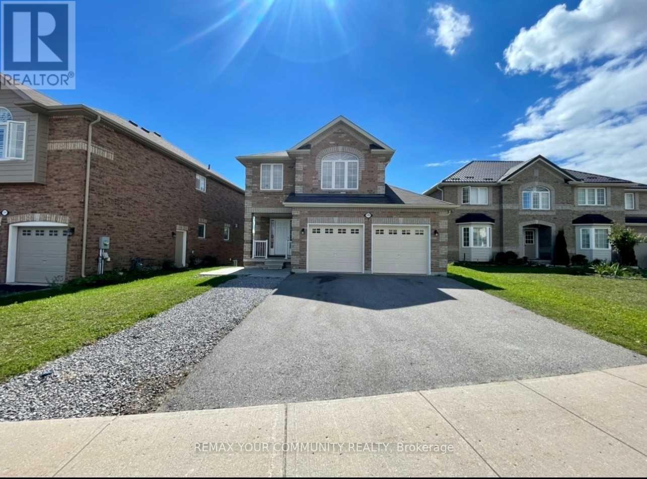 1385 Hunter (Main Flr) Street, Innisfil, Ontario  L9S 4B7 - Photo 2 - N12840098