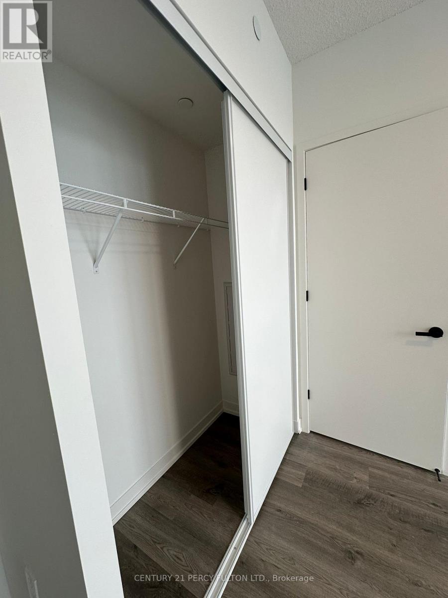 4007 - 8 Interchange Way, Vaughan, Ontario  L4K 0R2 - Photo 9 - N12840120