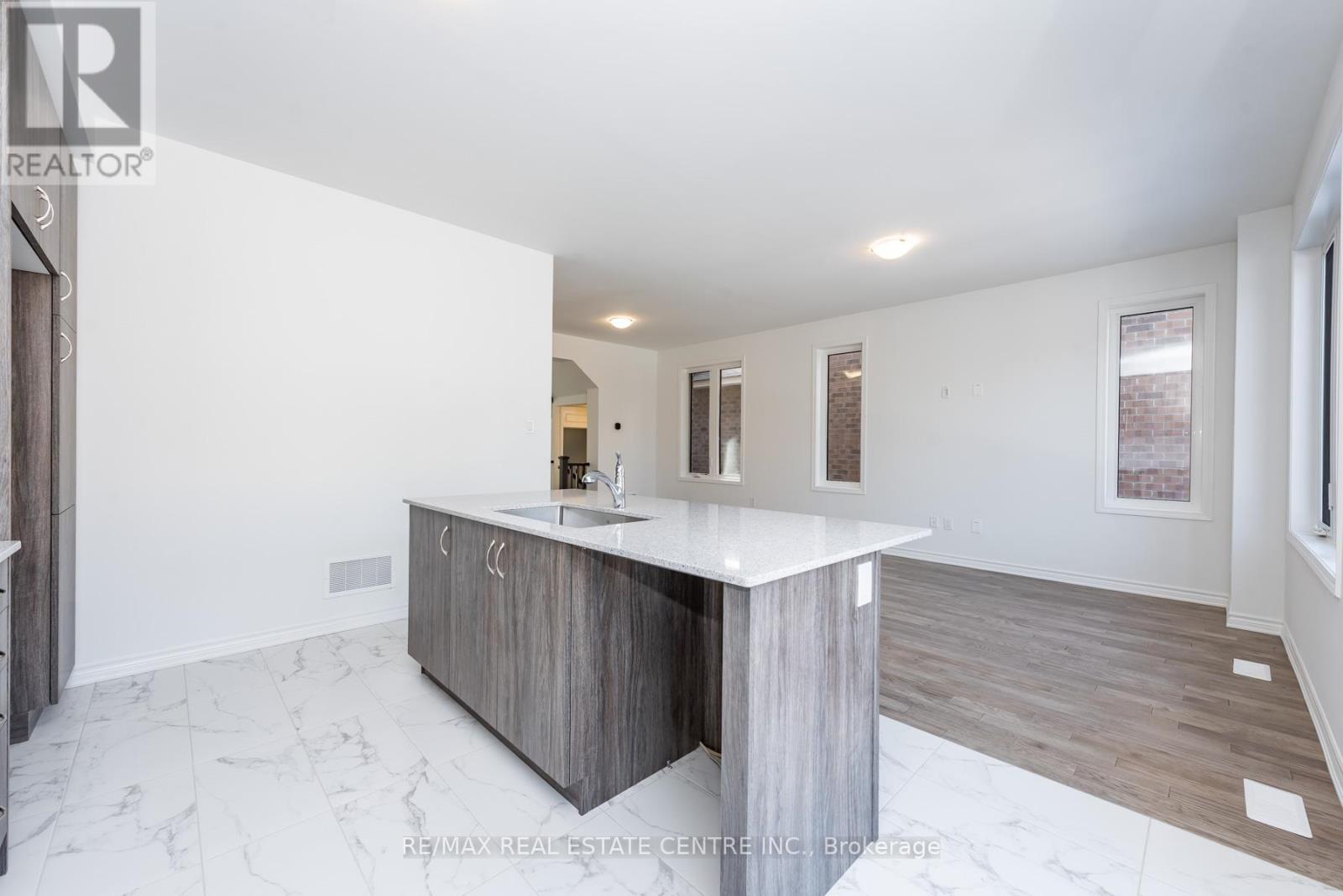 Unknown Address, ,     - Photo 17 - W12820614