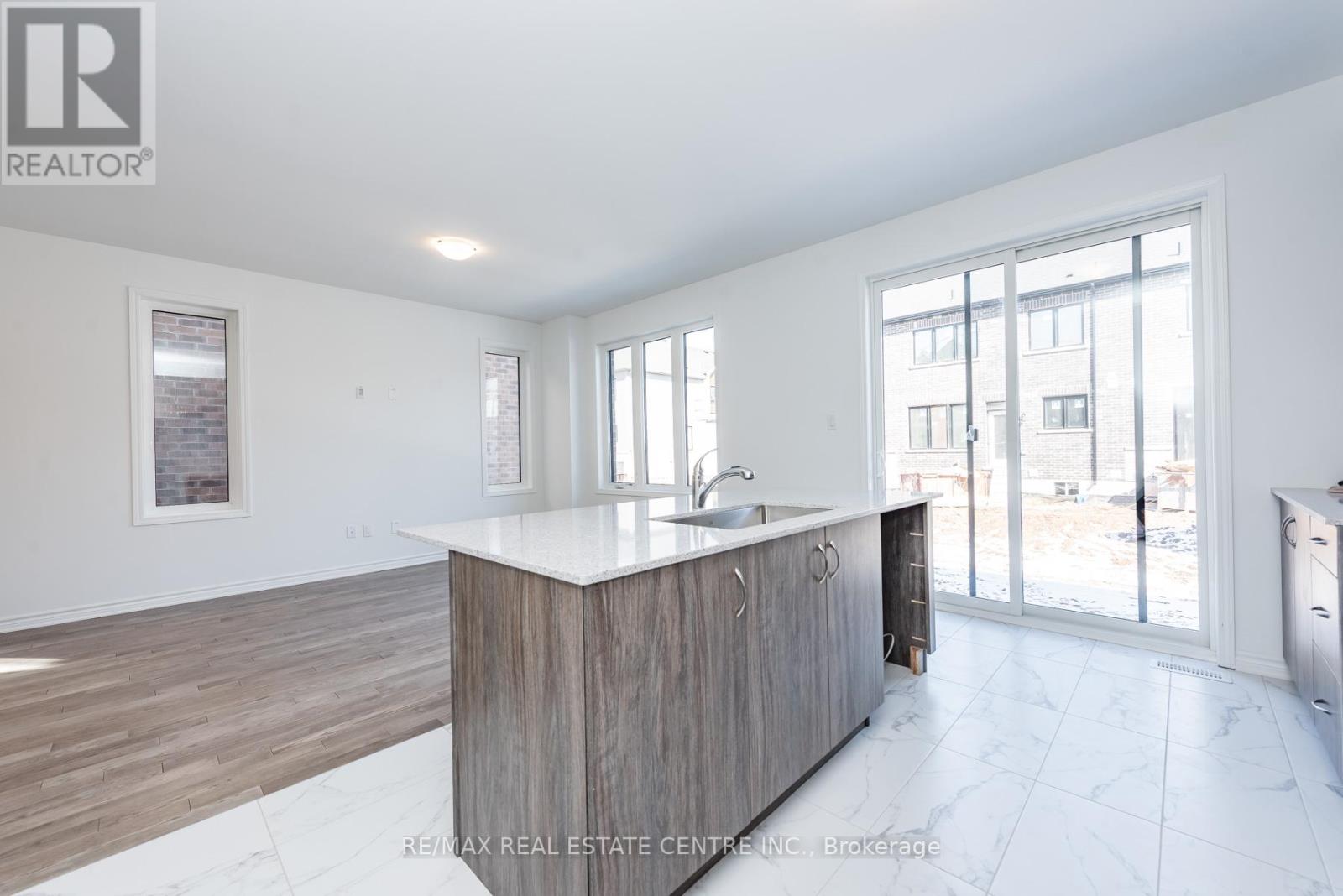 Unknown Address, ,     - Photo 18 - W12820614