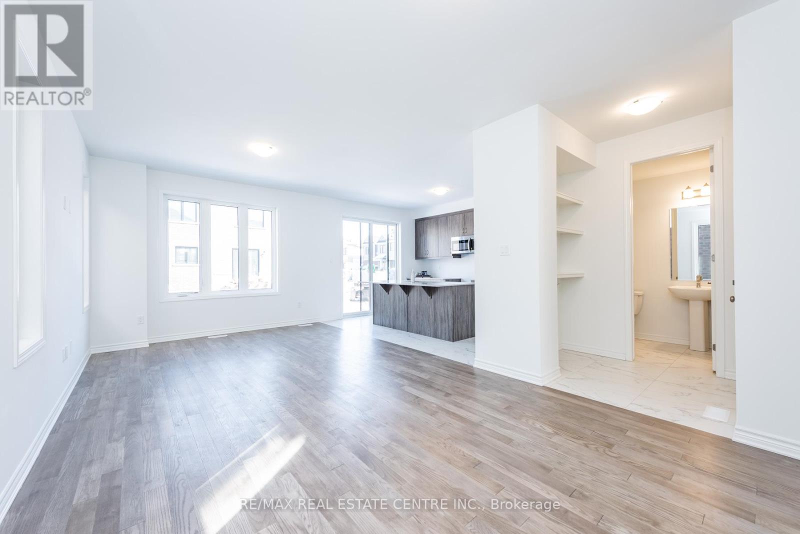 Unknown Address, ,     - Photo 11 - W12820614