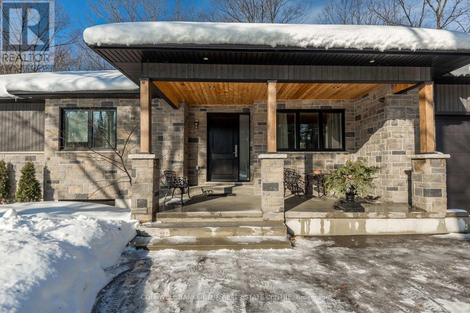 34 Oakwood Avenue, Tiny, Ontario  L9M 0J2 - Photo 2 - S12840090