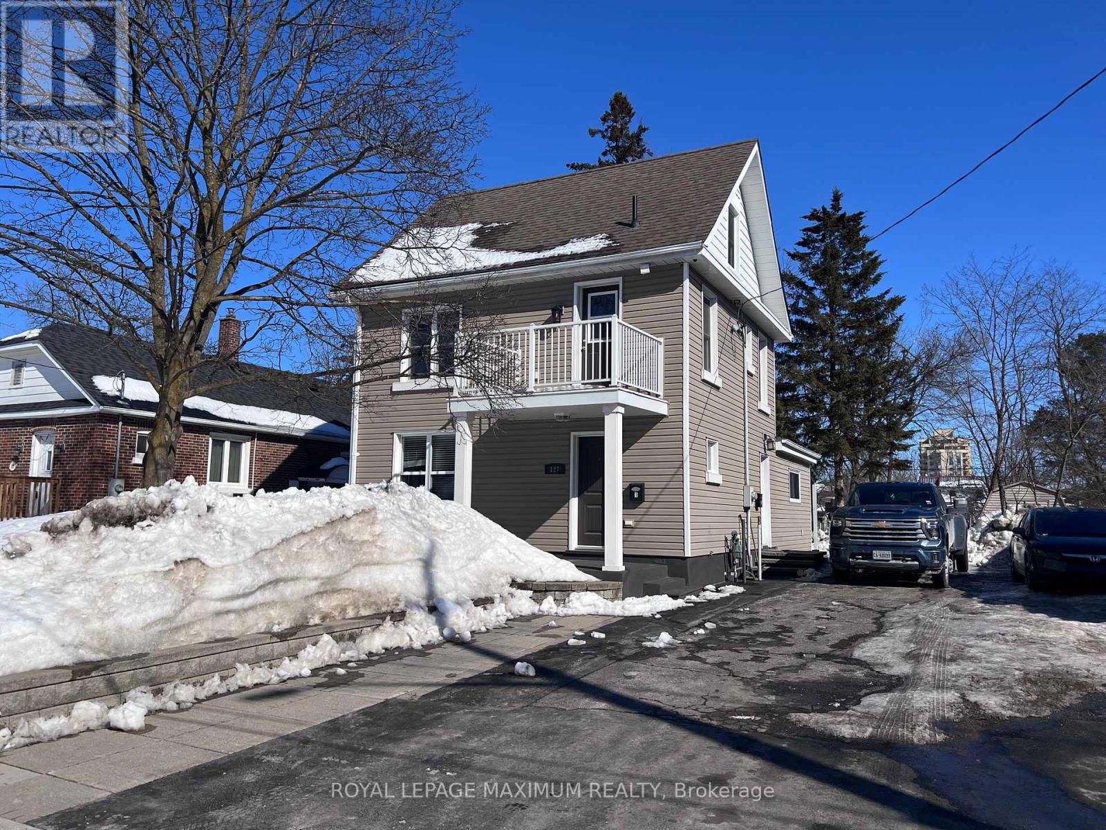 1 - 127 INNISFIL STREET