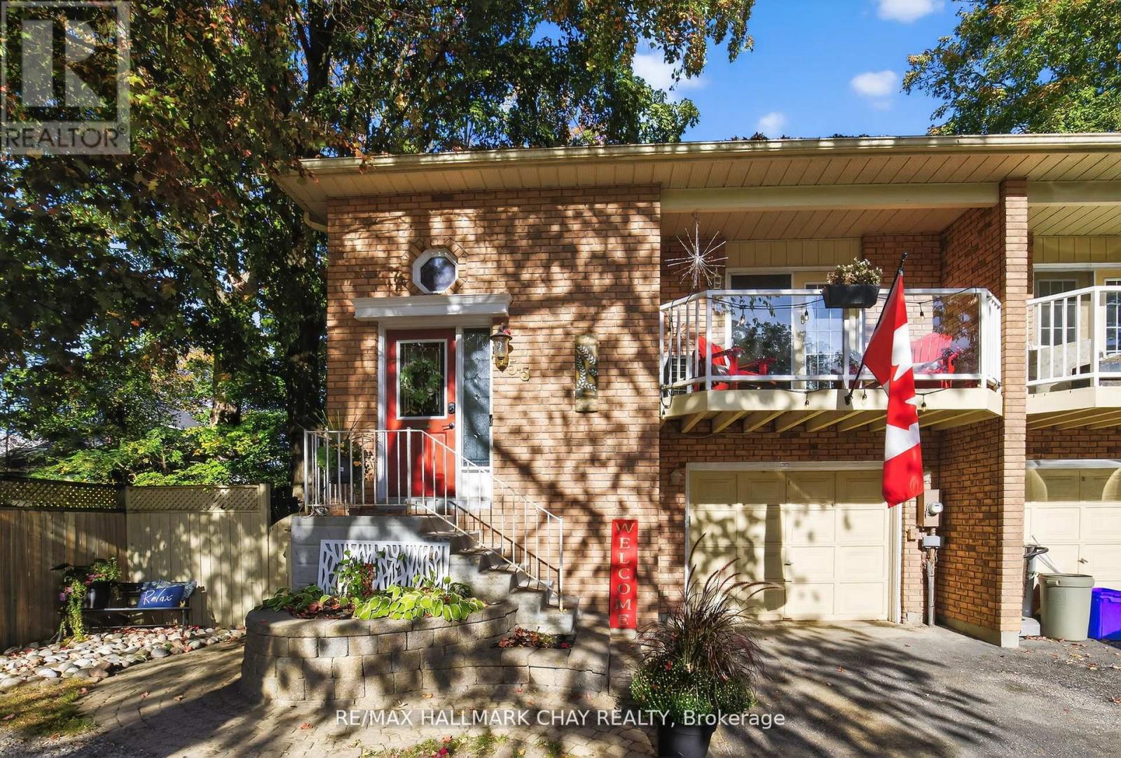 155 MAPLE AVENUE, Barrie, Ontario