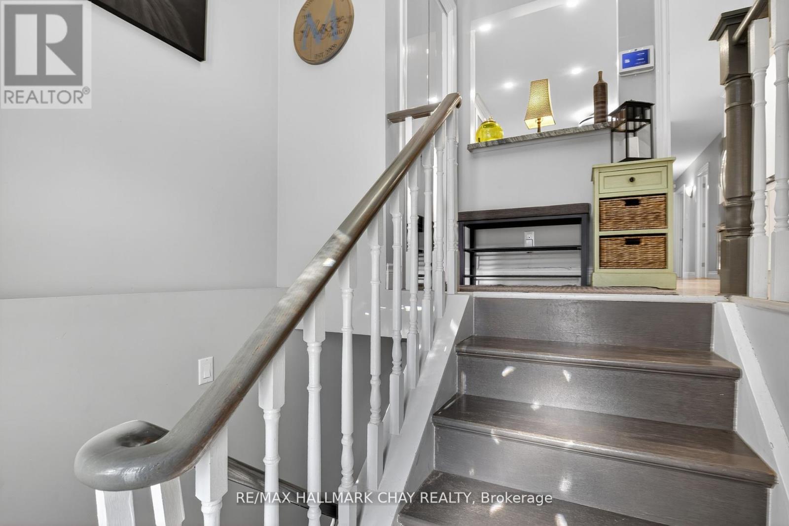 155 Maple Avenue, Barrie, Ontario  L4N 1S5 - Photo 4 - S12840136