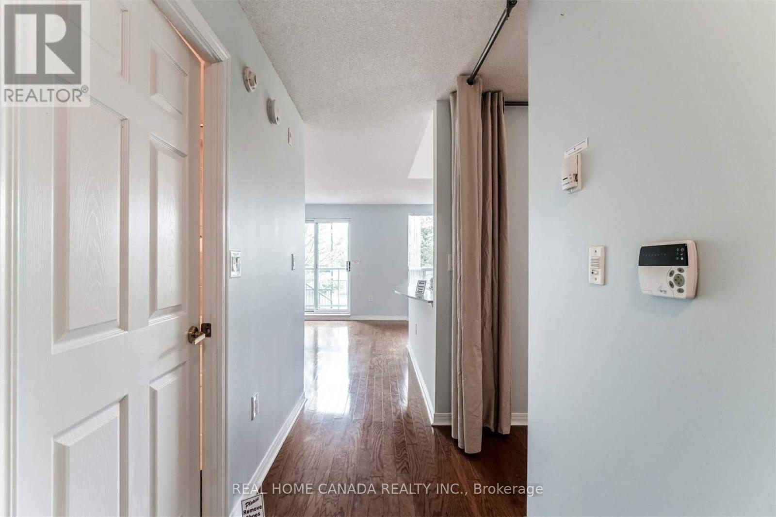 116 - 55 Via Rosedale Way, Brampton, Ontario  L6R 0V1 - Photo 10 - W12840010