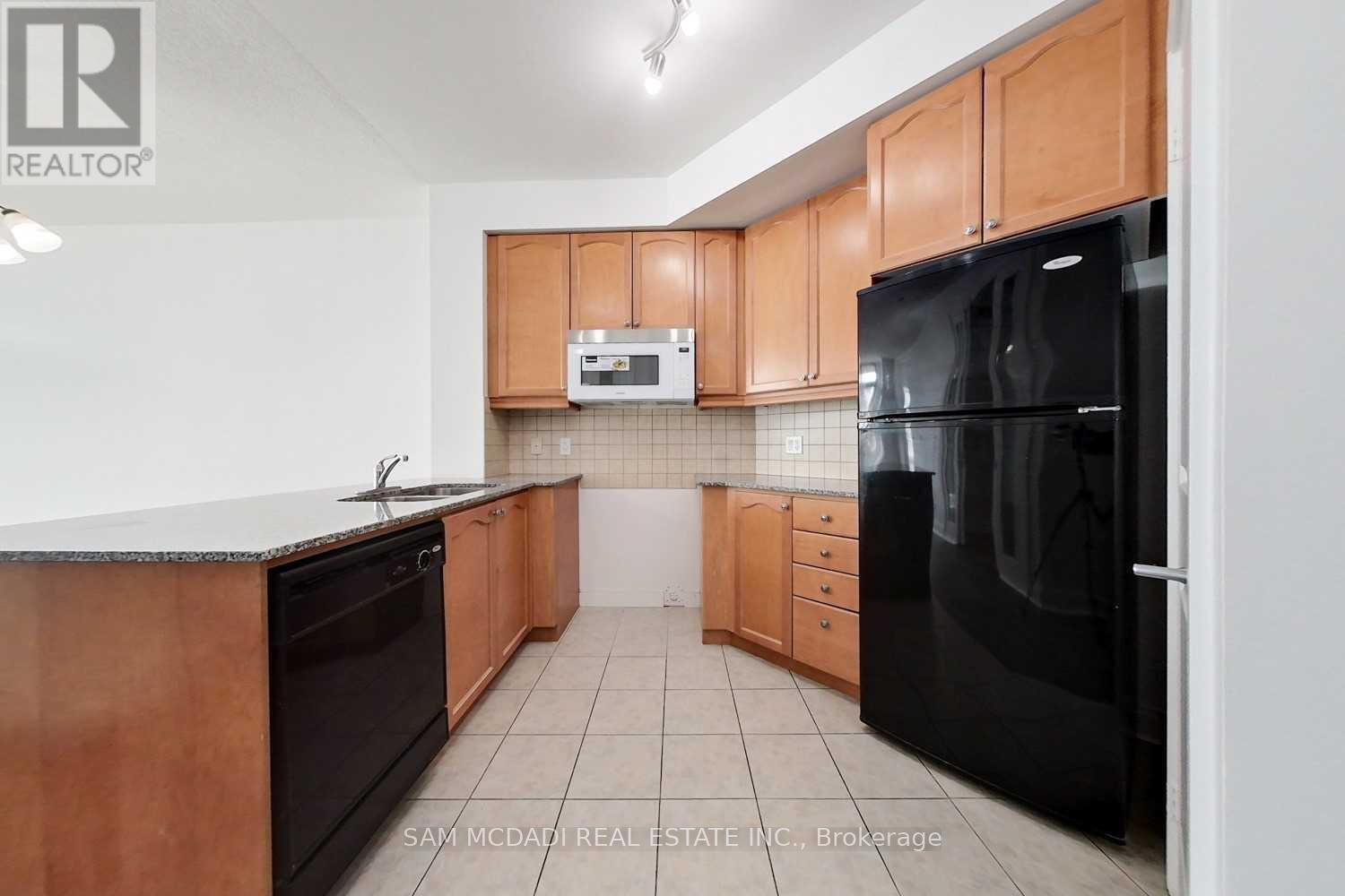 1604 - 70 Absolute Avenue, Mississauga, Ontario  L4Z 0A4 - Photo 5 - W12840032