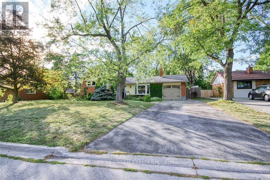 12 Joycelyn Drive, Mississauga, Ontario  L5M 1T6 - Photo 1 - W12840040