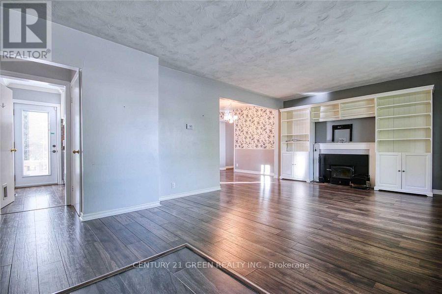 12 Joycelyn Drive, Mississauga, Ontario  L5M 1T6 - Photo 4 - W12840040