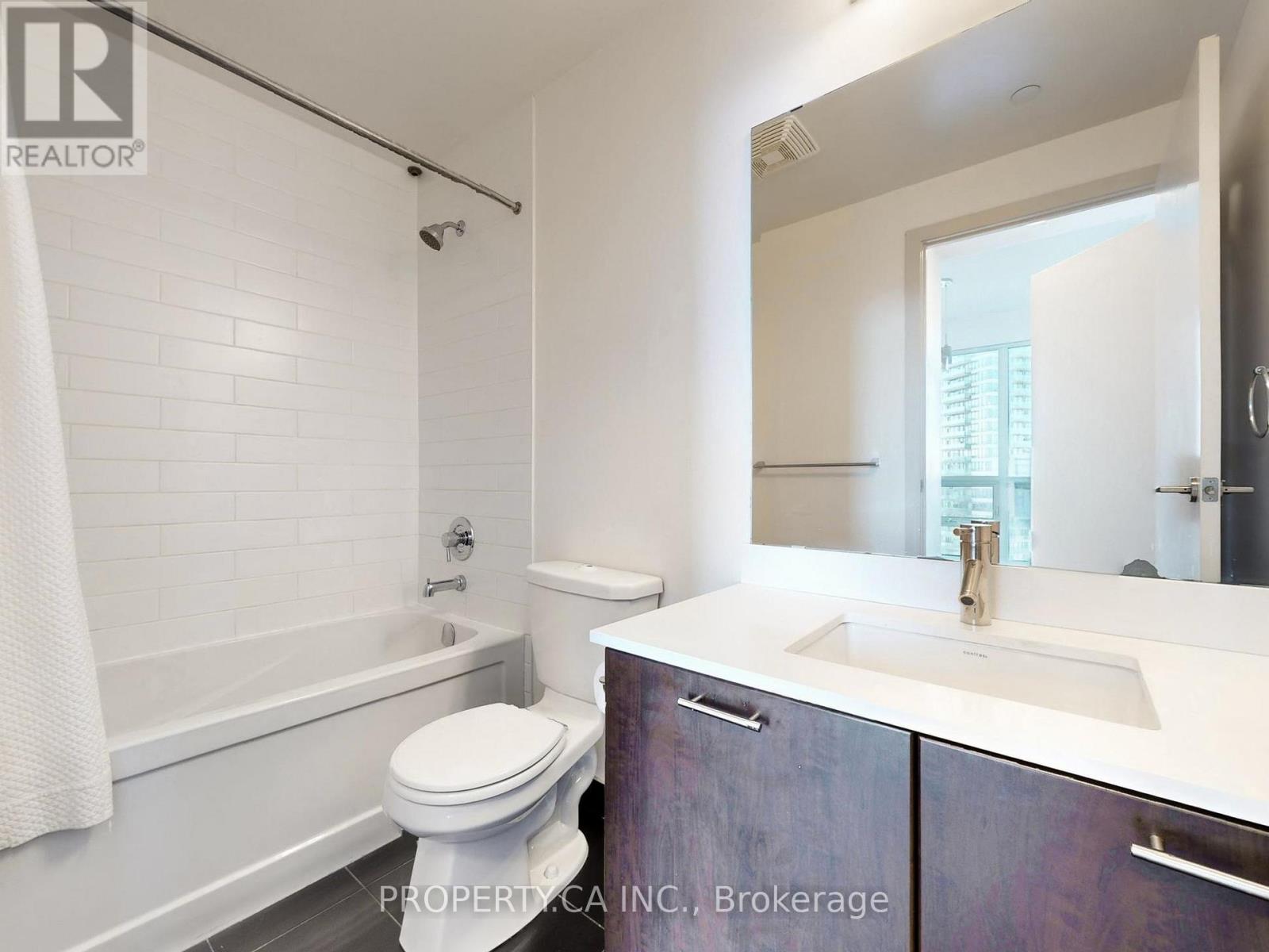 3001 - 2200 Lake Shore Boulevard W, Toronto, Ontario  M8V 1A4 - Photo 14 - W12840056