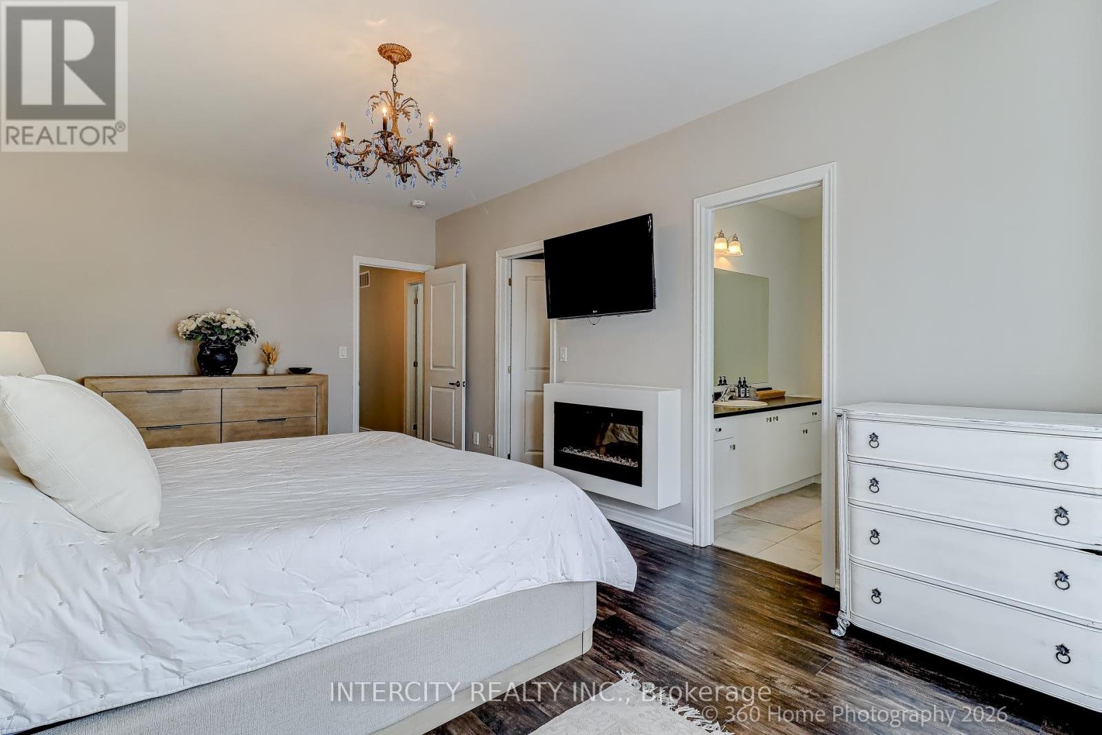 57 Purple Sage Drive, Brampton, Ontario  L6P 4P5 - Photo 13 - W12840076