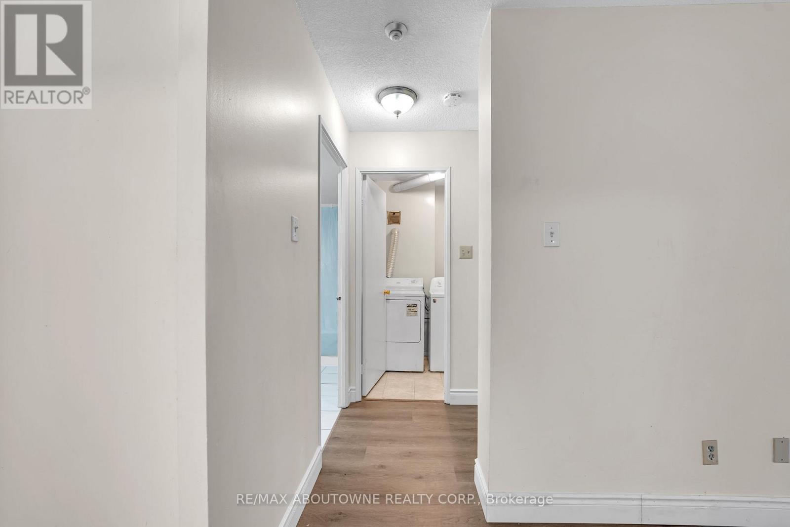 905 - 115 Hillcrest Avenue, Mississauga, Ontario  L5B 3Y9 - Photo 26 - W12840080