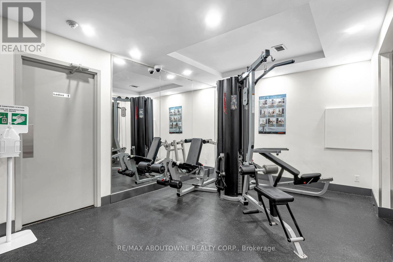 905 - 115 Hillcrest Avenue, Mississauga, Ontario  L5B 3Y9 - Photo 33 - W12840080