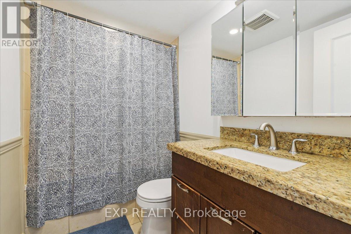 412 - 44 Longbourne Drive, Toronto (Willowridge-Martingrove-Richview), Ontario M9R 2M7 - Photo 12 - W12840086