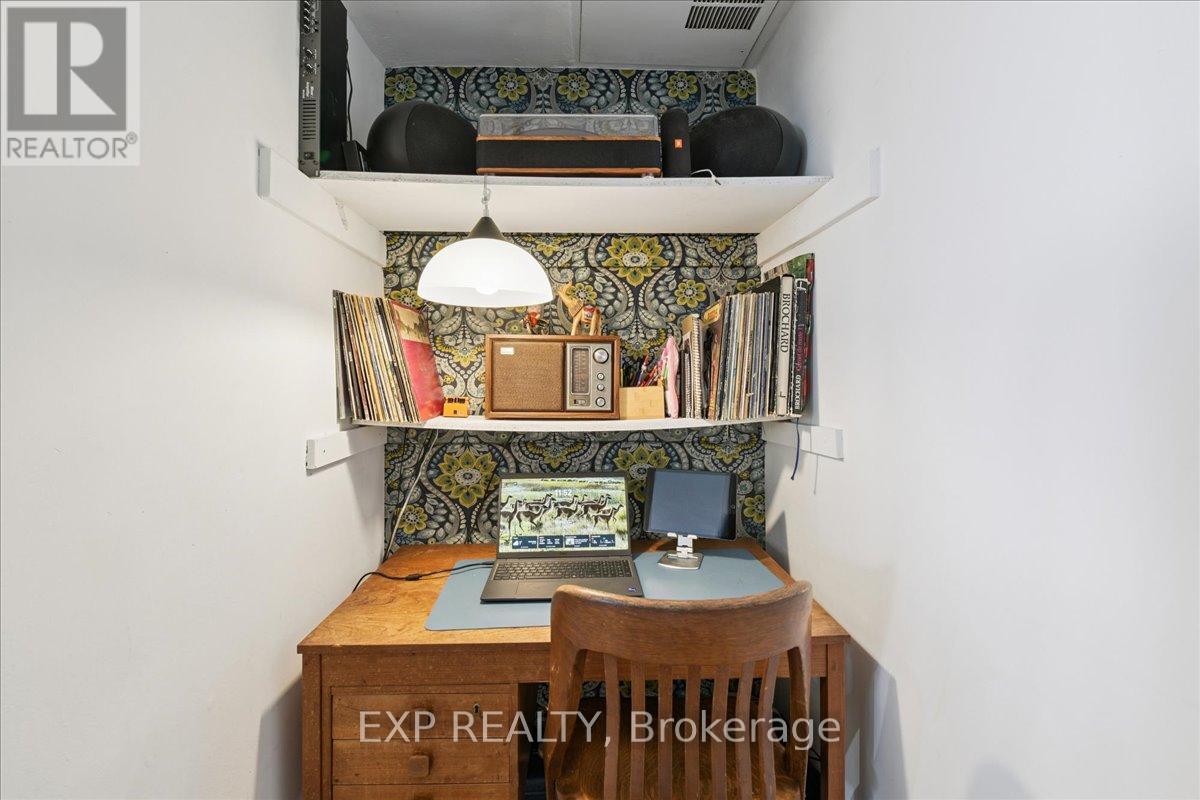 412 - 44 Longbourne Drive, Toronto (Willowridge-Martingrove-Richview), Ontario M9R 2M7 - Photo 16 - W12840086