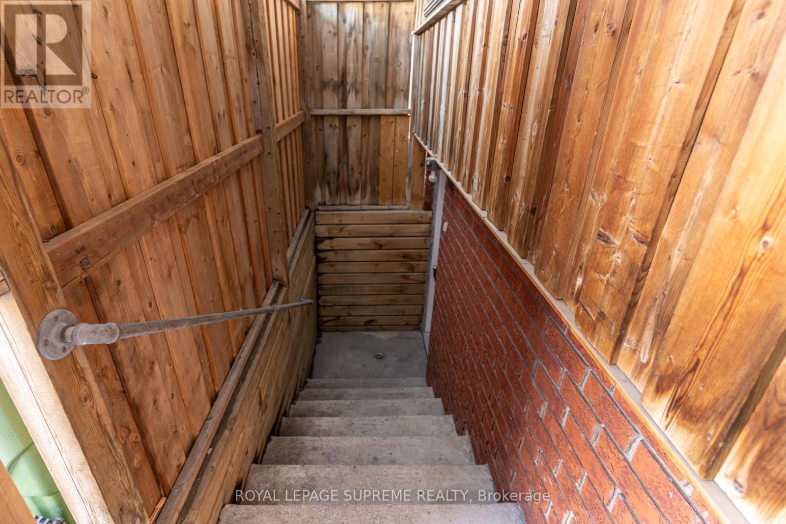 Lower - 224 Christie Street, Toronto, Ontario  M6G 3B7 - Photo 4 - W12840168