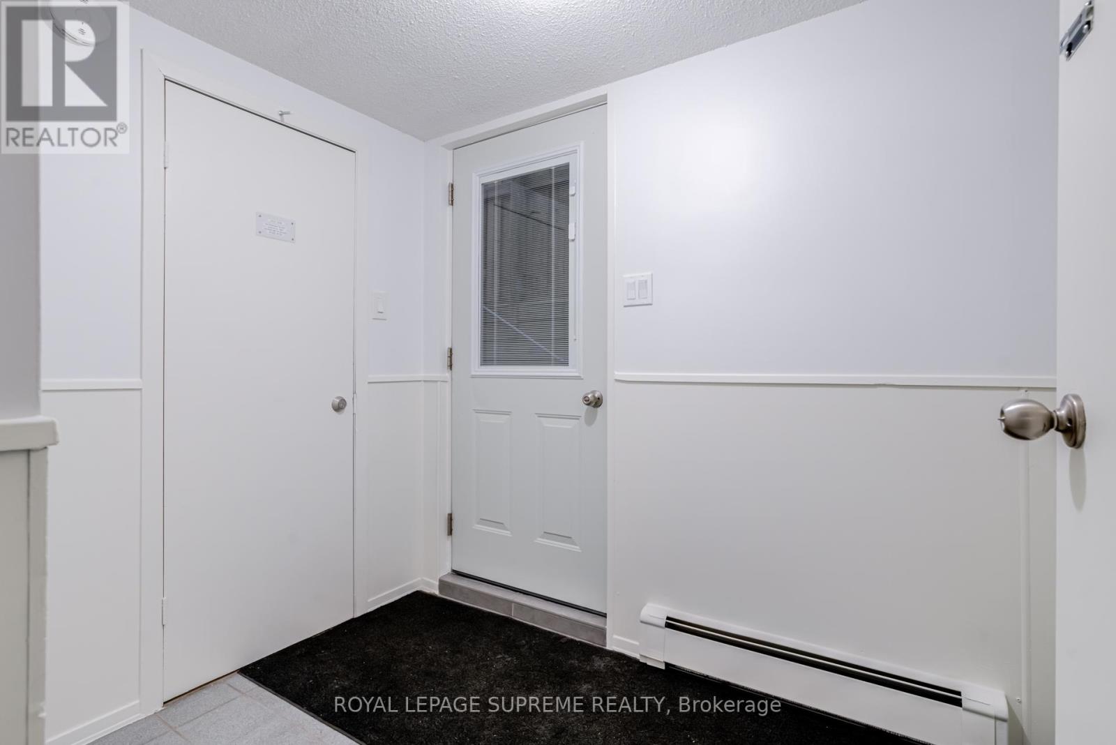 Lower - 224 Christie Street, Toronto, Ontario  M6G 3B7 - Photo 5 - W12840168