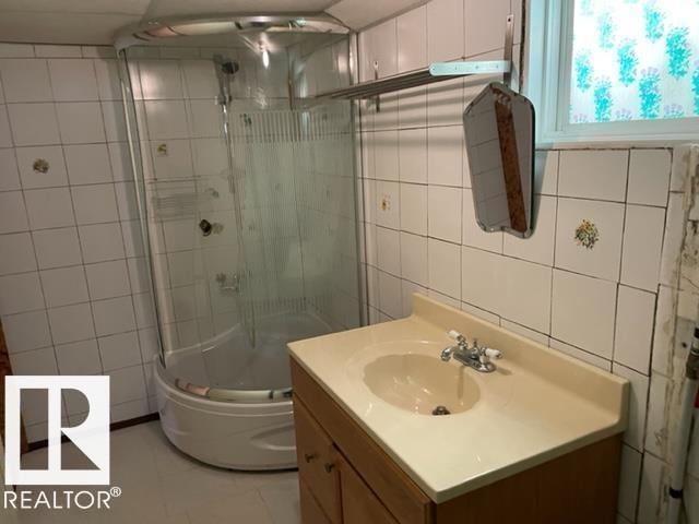 10917 96 St Nw, Edmonton, Alberta  T5H 2K4 - Photo 15 - E4475559