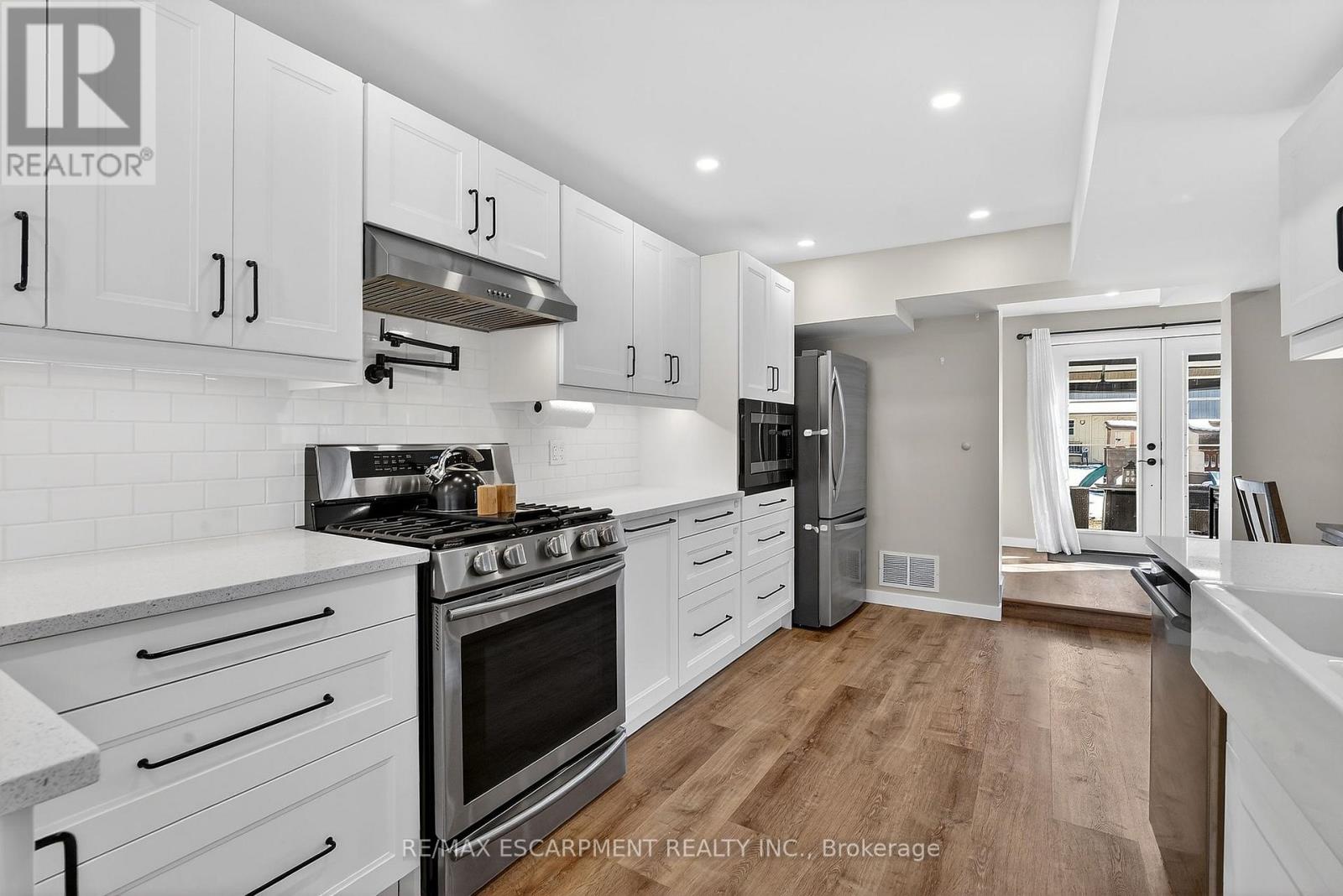 162 Dufferin Street, West Lincoln, Ontario  L0R 2A0 - Photo 10 - X12840024