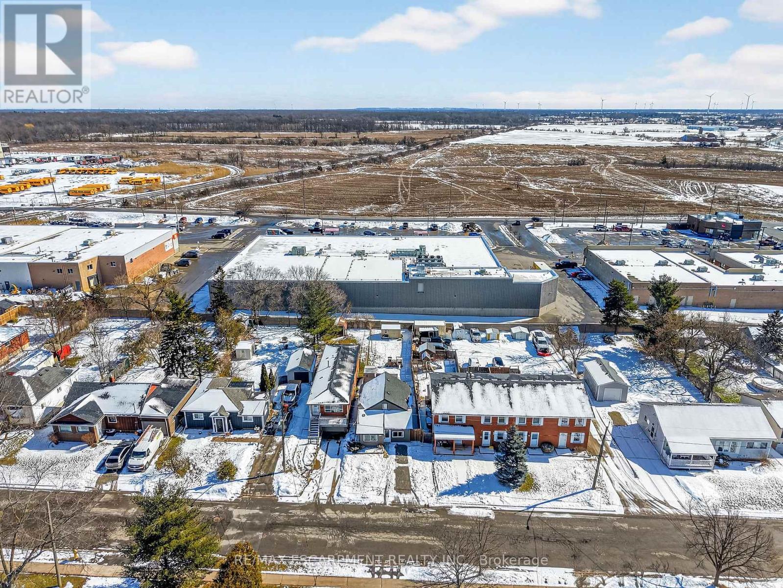 162 Dufferin Street, West Lincoln, Ontario  L0R 2A0 - Photo 32 - X12840024