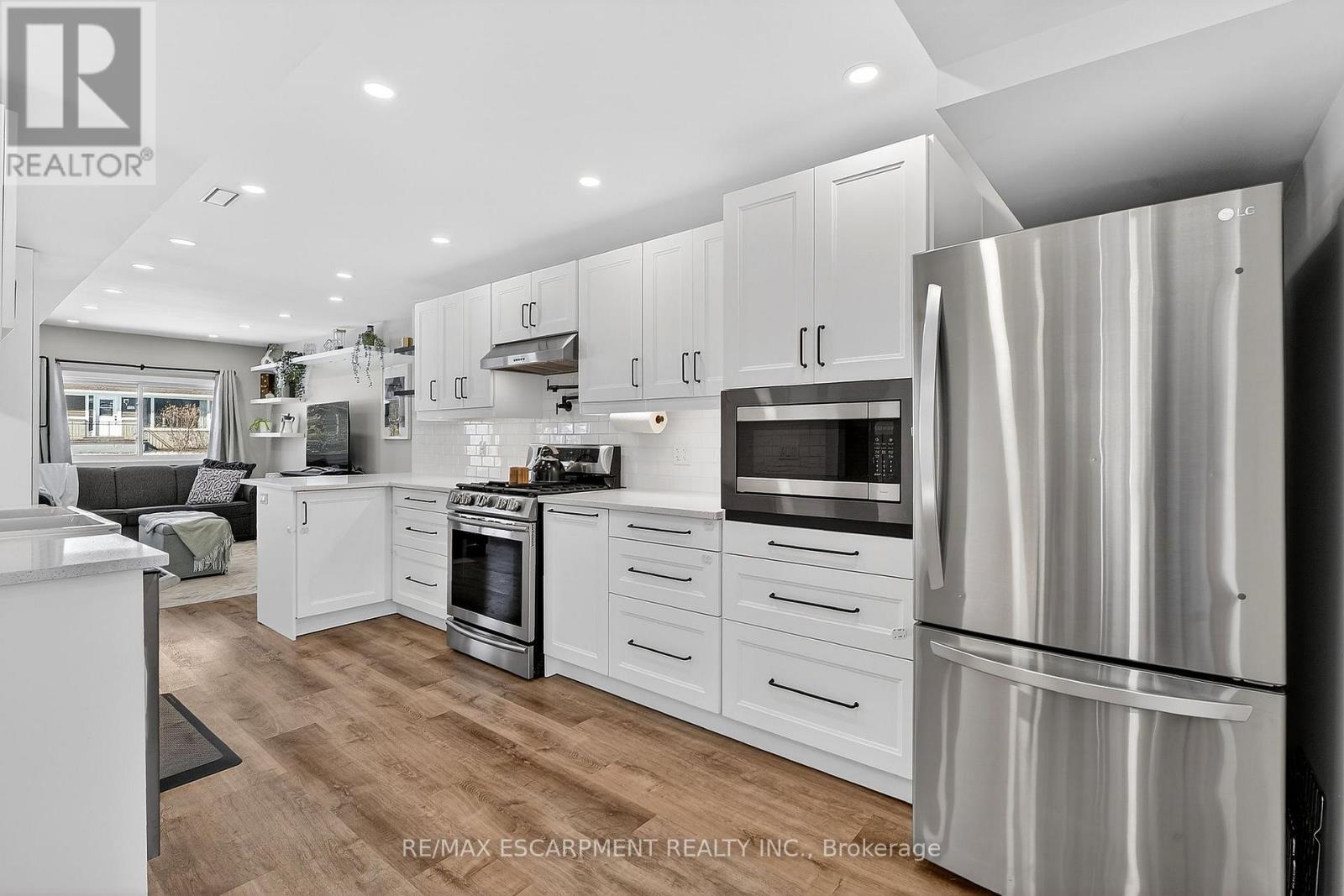 162 Dufferin Street, West Lincoln, Ontario  L0R 2A0 - Photo 8 - X12840024