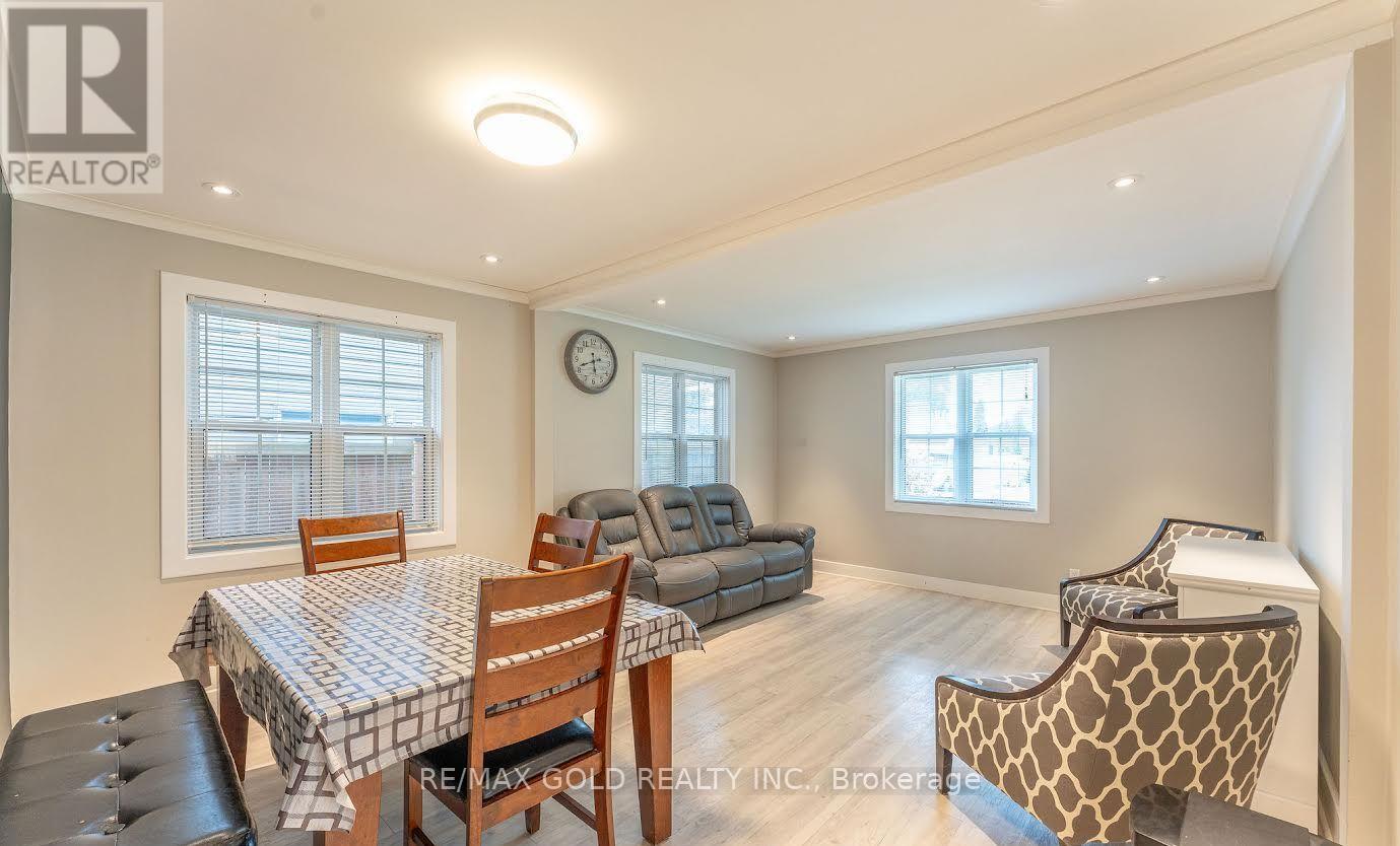 15 Shelley Avenue, St. Catharines, Ontario  L2N 5L4 - Photo 12 - X12840070