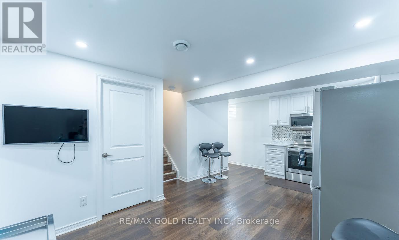 15 Shelley Avenue, St. Catharines, Ontario  L2N 5L4 - Photo 21 - X12840070