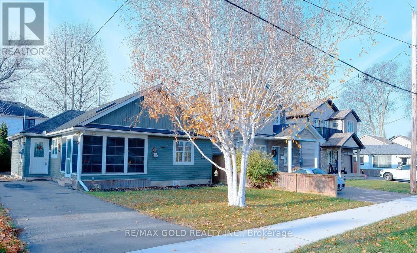 15 Shelley Avenue, St. Catharines, Ontario  L2N 5L4 - Photo 3 - X12840070