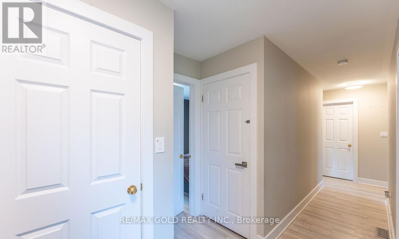 15 Shelley Avenue, St. Catharines, Ontario  L2N 5L4 - Photo 7 - X12840070