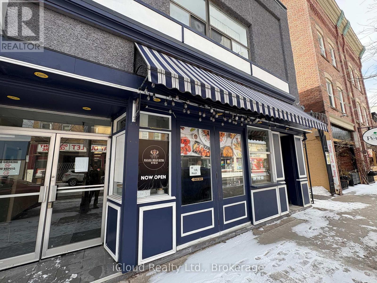 2 - 4400 QUEEN STREET, niagara falls (downtown), Ontario