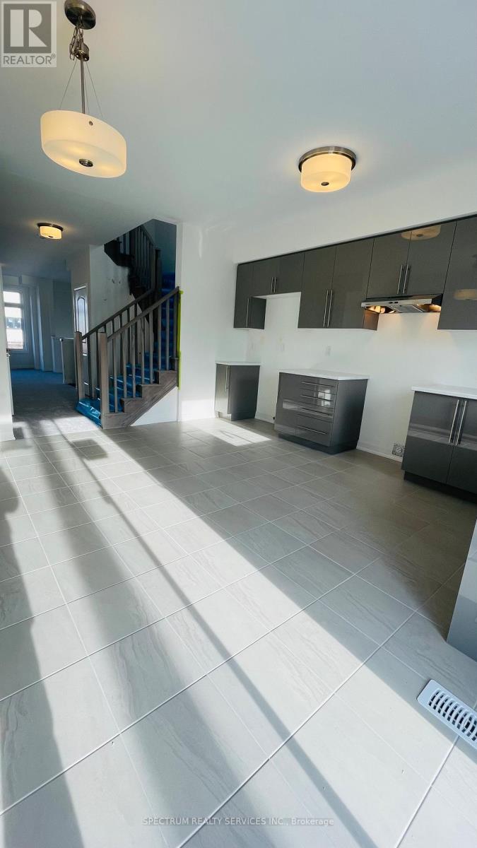 30 - 313 Conklin Street, Brantford, Ontario  N3T 5L5 - Photo 3 - X12840150