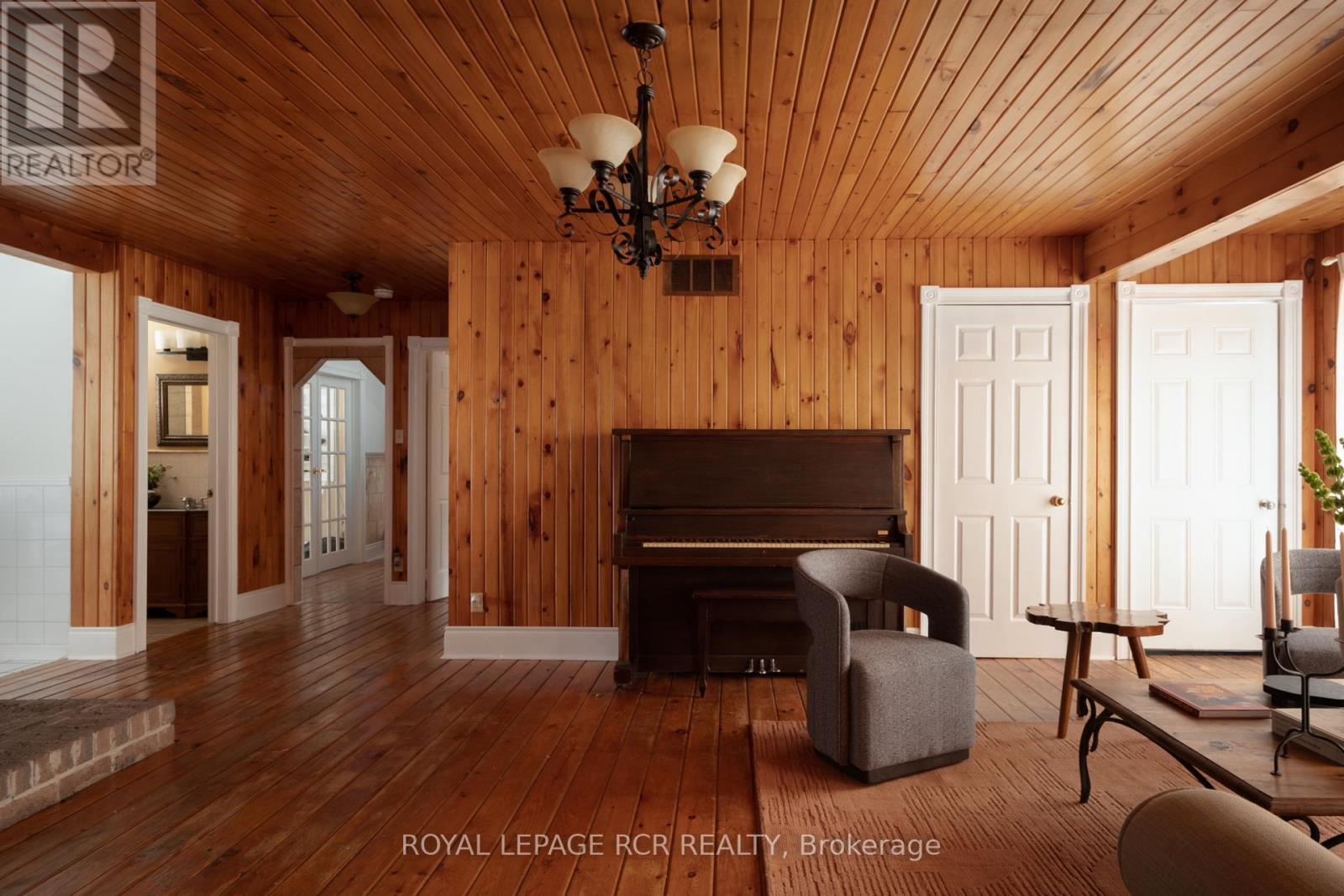 6024 Fourth Line, Erin, Ontario  L0N 1N0 - Photo 17 - X12840164